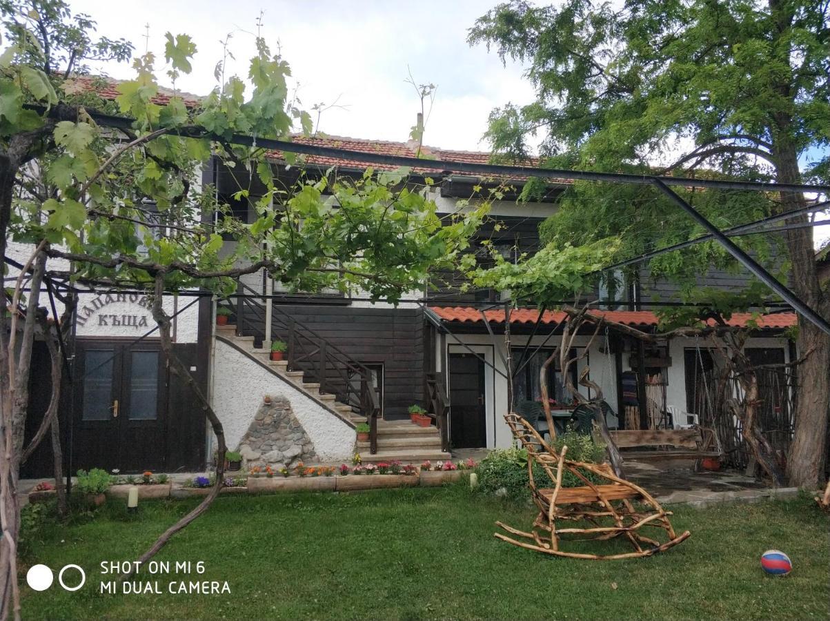 Papanovata House Hotel Enina ภายนอก รูปภาพ